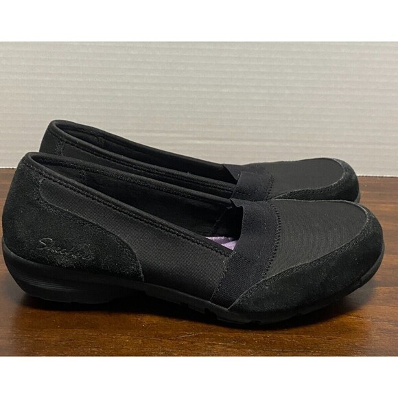 Skechers  Black Walking Shoes 48988 RELAXED FIT Memory Foam Hiking Womens 6.5 - Picture 1 of 14